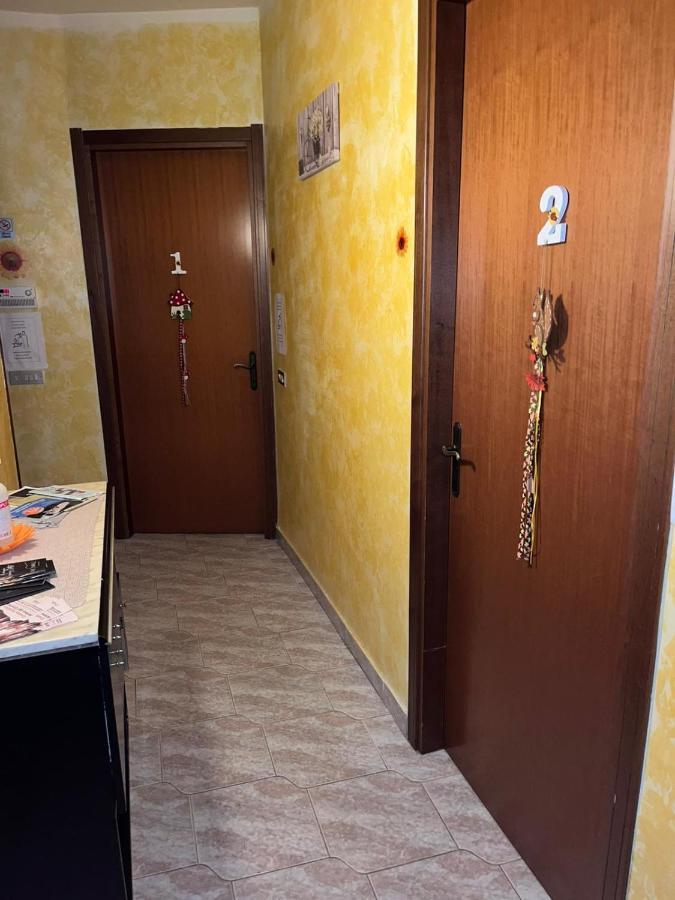 B&B Il Girasole Ortonovo Exterior photo