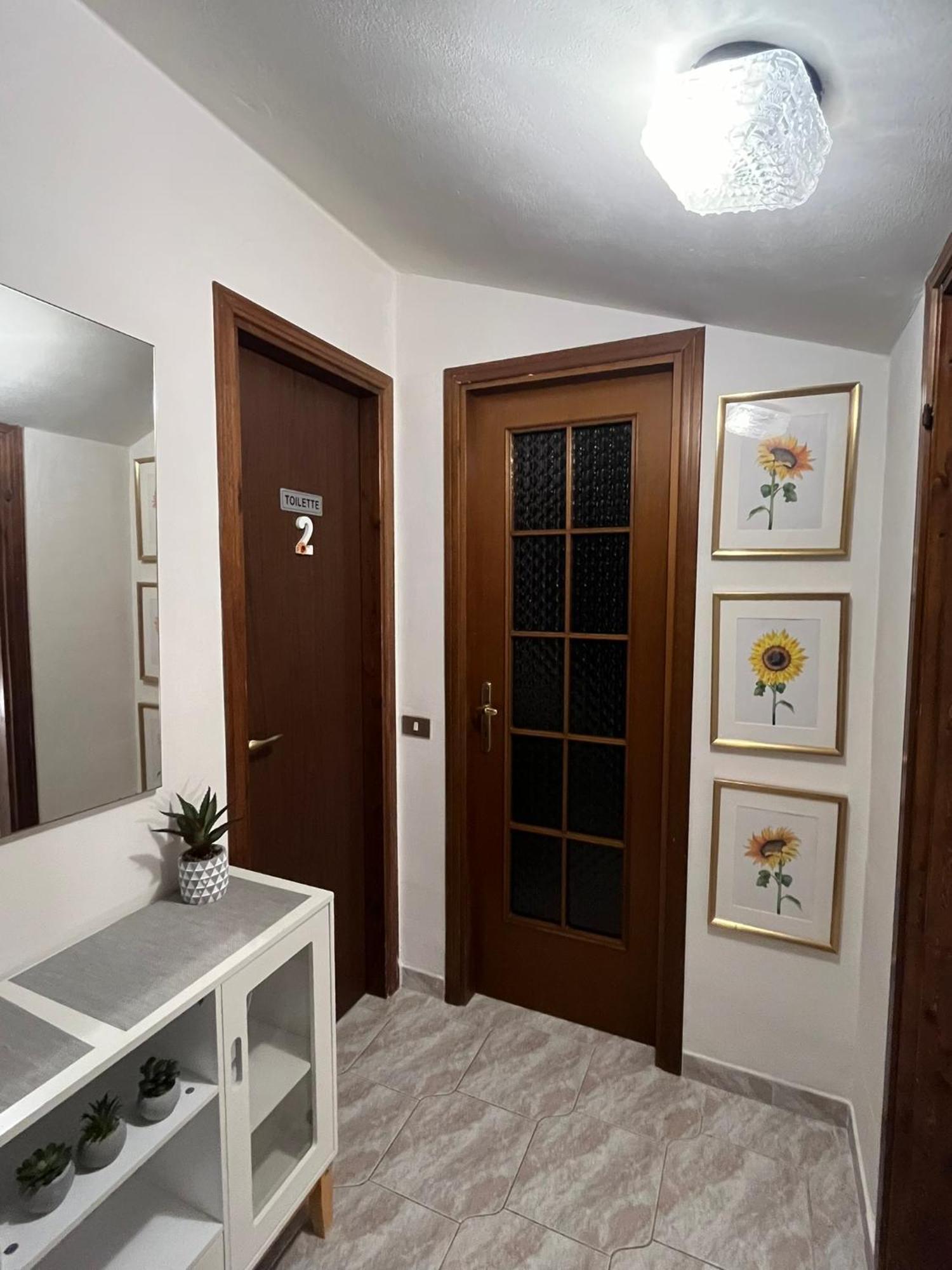B&B Il Girasole Ortonovo Exterior photo
