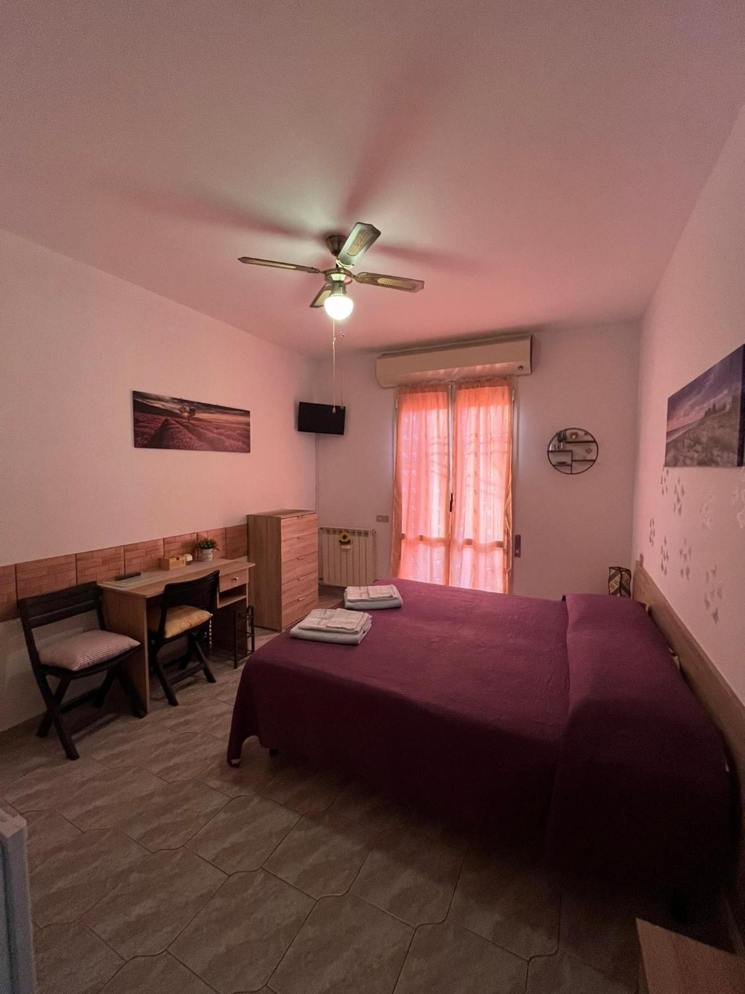 B&B Il Girasole Ortonovo Exterior photo